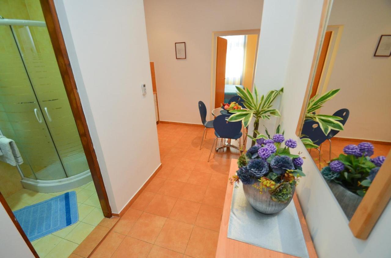 Apartments Vojin Risan Δωμάτιο φωτογραφία
